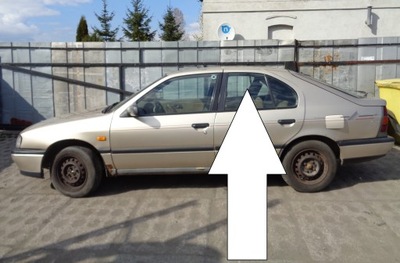 Стекло дверная левая задняя большая nissan primera i p10 фото №1