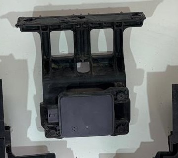 Kia ev6 модуль радар distronic кронштейн кронштейн оригінал фото №1