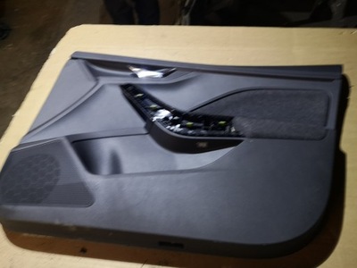 Обшивка дверь правый перед skoda scala фото №1