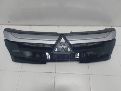 Mitsubishi l200 vi 19r решітка радіатора решітка радіатора накладка перед 7450b291zz фото №1