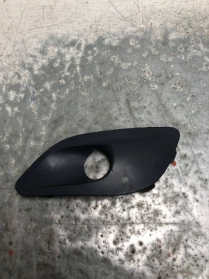 Решётка противотуманной фары левый перед peugeot 308 lift aa36126154 фото №1