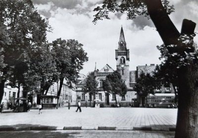 Pocztówka Świecie - Plac 1 Maja - fot. Wendołowski