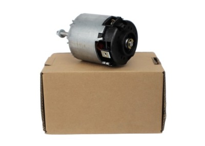 Двигатель вентилятор nissan juke f15 2010 - фото №1