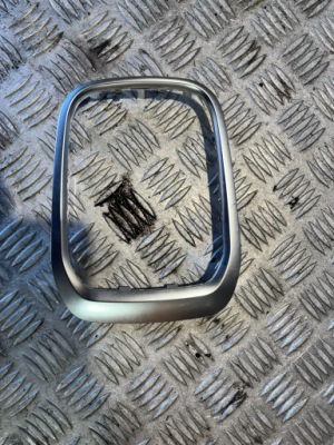 Dekor рамка выборщик хром renault megane iv 969131129r фото №1