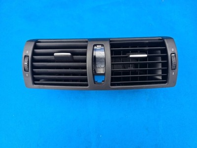 Решётка впуск bmw 1 e81 e82 e87 e88 7059189 оригинал фото №1