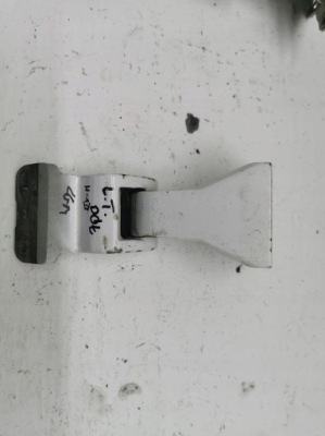 Петля двері лівий задня нижній hyundai h-1 ii 07-15 фото №1