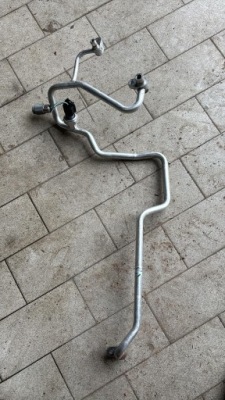 Патрубок шланг кондиціонера renault scenic v e-tech 924102218r фото №1