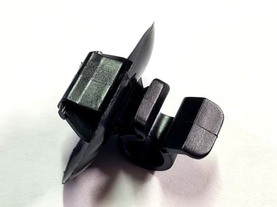 Кліпса кронштейн капот citroen c2 c3 c4 792834 фото №1