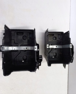 Основание аккумулятор ford fiesta mk7 8v21-10723bc фото №1