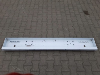 Бампер kompletny балка задня nissan nv400 фото №1