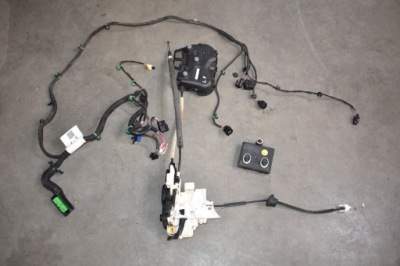 Замок доводчик электропроводка дверь левый перед porsche panamera 971 1 фото №1