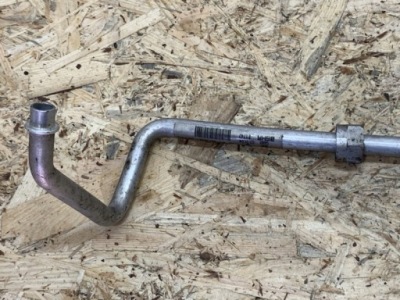 Audi q7 шланг масляний 7l0317821 фото №1