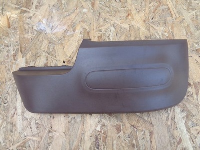 Citroen c4 cactus молдинг бампера правый задняя фото №1