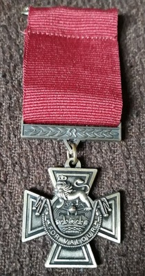 Victoria Cross for Gallantry Award, Brytyjski Medal ,kopia + Banknot GRATIS