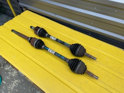 Citroen c3 iii приводной вал левая 1.2 9801048580 фото №1