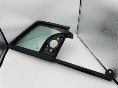 Стекло дверь правый перед боковая малый berlingo iv partner iv 9818042180 фото №1