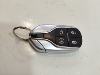 Ключ pilot maserati ghibli iii 2015r справний , легальний . usa фото №1