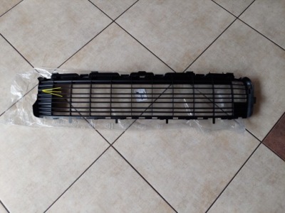 Решітка бампера - середня - внутрішня - peugeot 3008 i - 09-13 фото №1