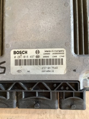 Vivaro trafic 2.0dci блок управления двигателя 0281018497 фото №1