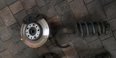 Vw touran поворотный кулак левый перед 1k0400053fe фото №1