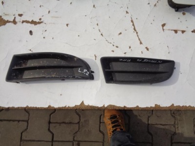 Решётка бампера левый перед skoda octavia 2 ii fl фото №1