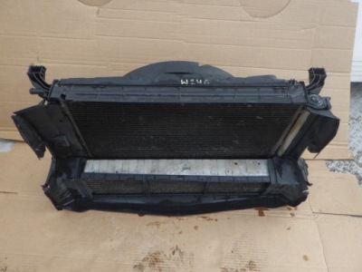 Mercedes w246 радіатор перед комплект 2465001203 фото №1