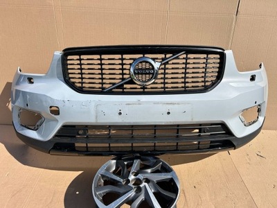 Volvo xc40 17-22 r-design бампер передний решётка радиатора перед 31449359 белый фото №1