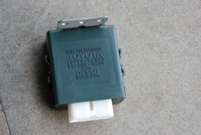 Lexus rx ii 03-09 модуль замка 85970-48020 фото №1