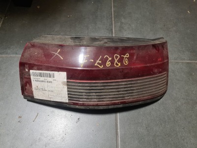 Лампа права задня mazda 323 фото №1