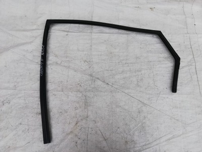 Прокладка скло двері правий задня kia ceed ii hb фото №1