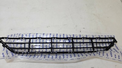 Решётка бампера volvo xc90 2 r-design 32227520 новая оригинал фото №1