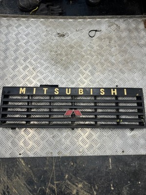 Решётка радиатора решётка радиатора mitsubishi pajero i 1 82-91r. фото №1