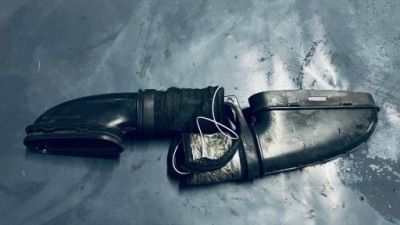 Mercedes w2016 труба повітрозабірник повітря a6260900037 фото №1