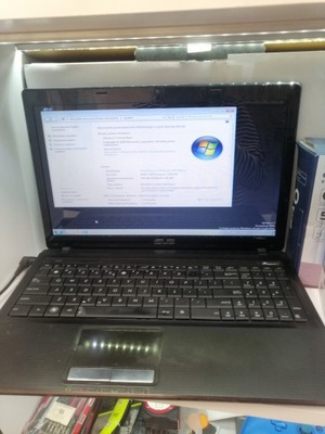 Laptop Asus K53U 15,6 " AMD C 2 GB / 320 GB