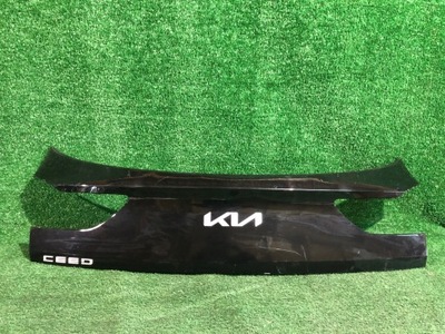 Накладка крышки kia ceed iii kombi фото №1