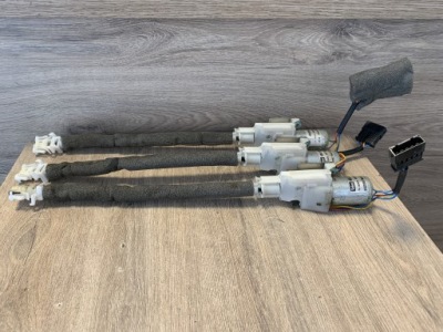 Регулювання висоти поперечина правий audi a8 d3 404.840 фото №1