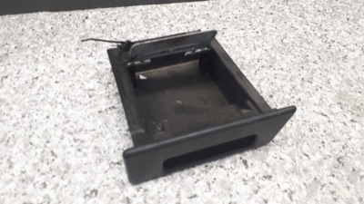 Попільничка mitsubishi space runner фото №1