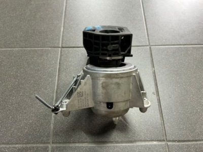 Mercedes cle 236 купе 2.0d кронштейн подушка двигуна a2362401700 rwd фото №1