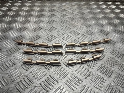 Накладки решетка решётка перед renault clio v 19- фото №1