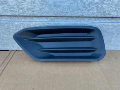 Volvo xc40 решітка бампера лівий перед 31407949 фото №1