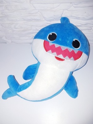 BABY SHARK maskotka -32cm gra piosenkę