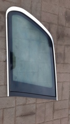 Скло кузовна права volvo xc90 02-14r фото №1