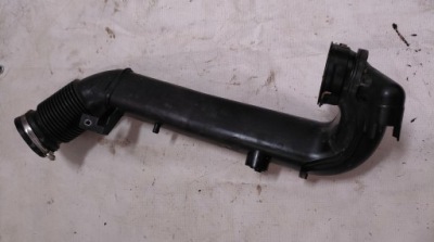 Bmw x1 f48 1.8d шланг труба інтеркулер фото №1