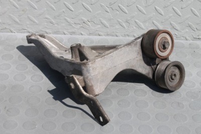 Кронштейн кронштейн генератора grand vitara 2 1.9 ddis фото №1