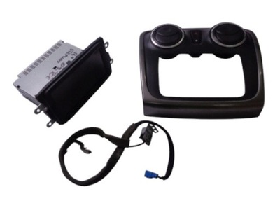 Радио навигация dacia sandero ii stepway 0.9 tce przed lift 2014 rok фото №1