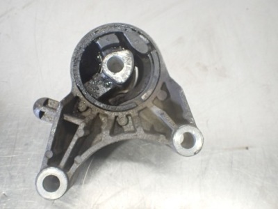 Подушка двигуна opel zafira b 1.9 фото №1