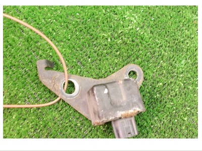 Lexus rx 300 3.0 2001r датчик левый 89173-48020 фото №1