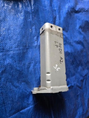 Audi a2 лонжерон зона деформації наконечник ліва 8z0805119 фото №1