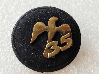 ODZNAKA 35 .