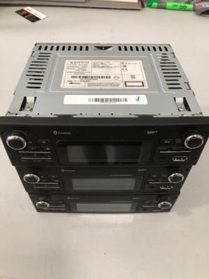 RADIO CD RENAULT MASTER 3 2010-2019 281152815R CON MONITOR CÓDIGO  